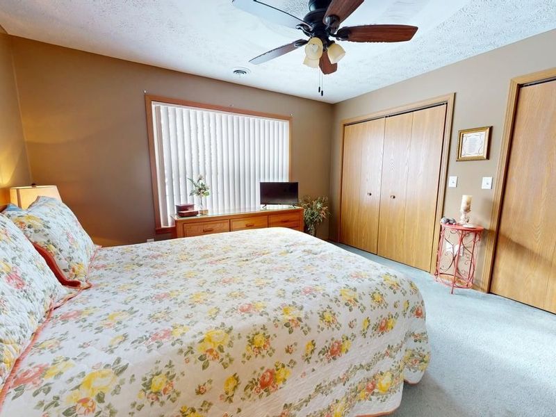 338 E Howard, Willard, OH 44890 Photo 21