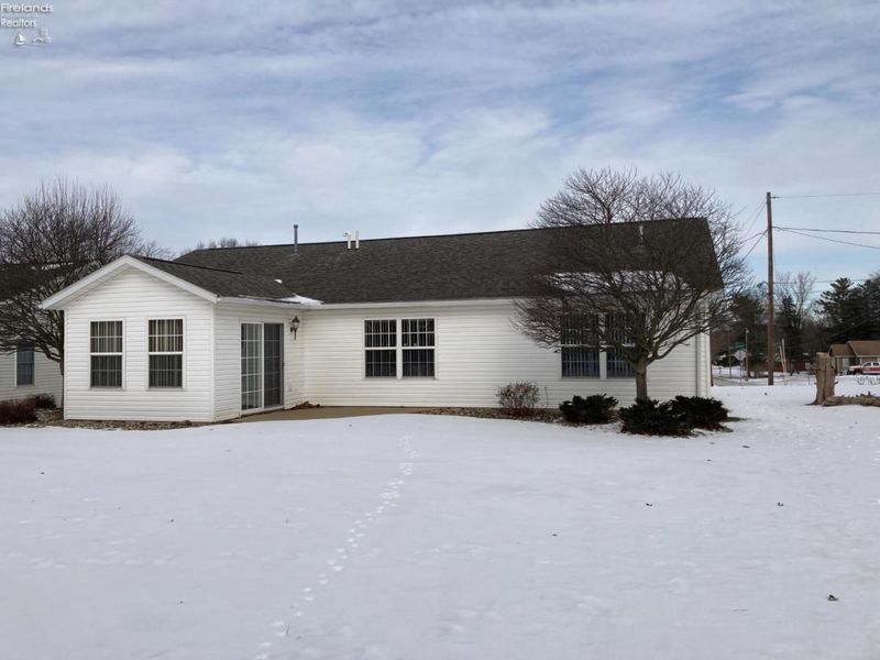 338 E Howard, Willard, OH 44890 Photo 30