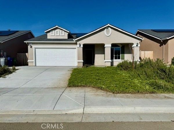 1217 Orange Street, Avenal, CA 93204