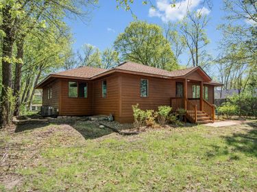 25985 Smithtown Road, Shorewood, MN 55331
