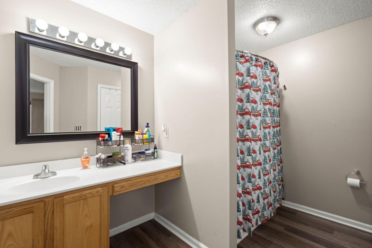 77 Blue Jasmine Lane Photo 23