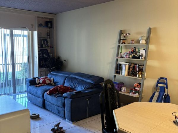 4147 NW 90th Avenue, Unit 102, Coral Springs, FL 33065