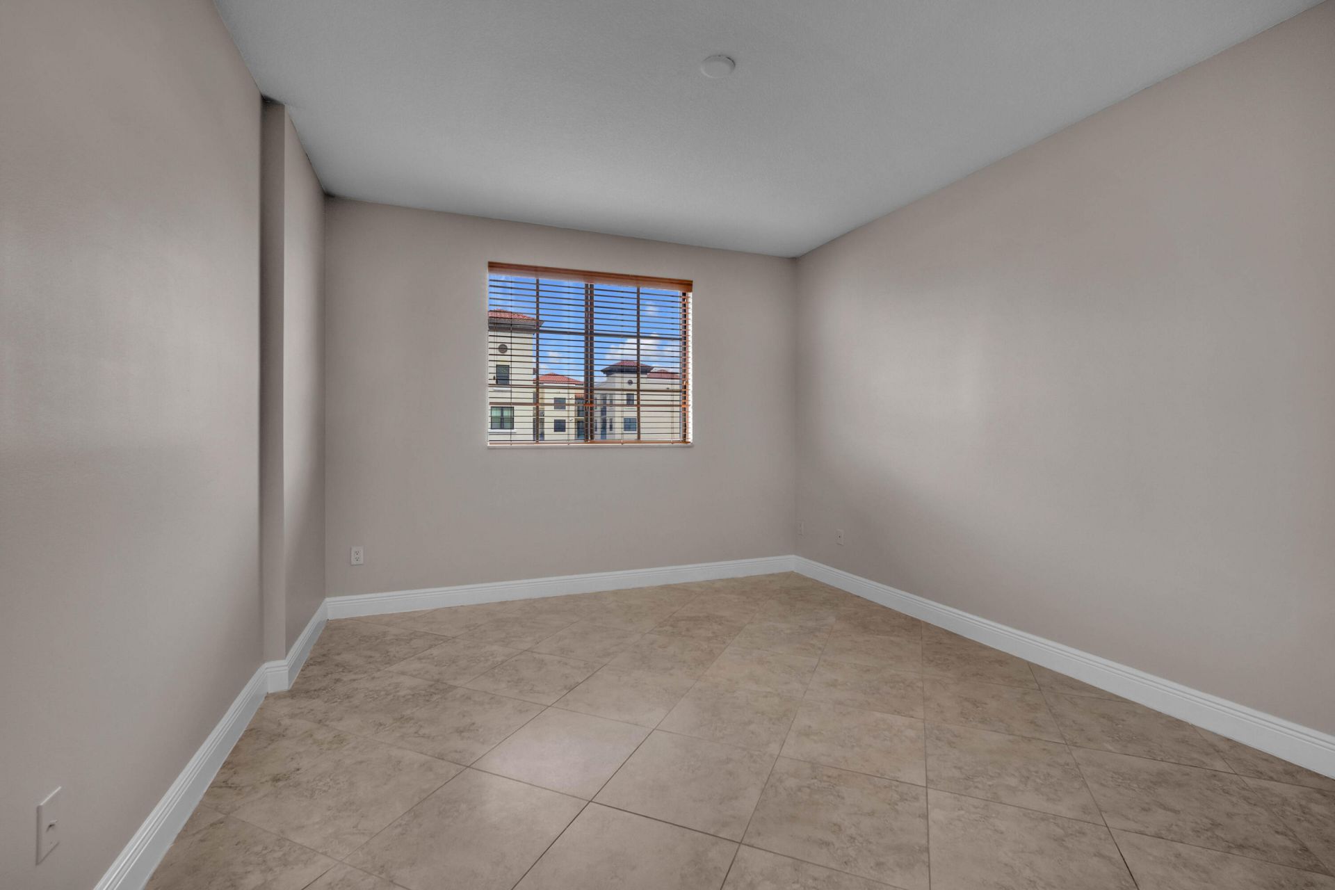 233 S Federal Highway, Unit 603, Boca Raton, FL 33432 Photo