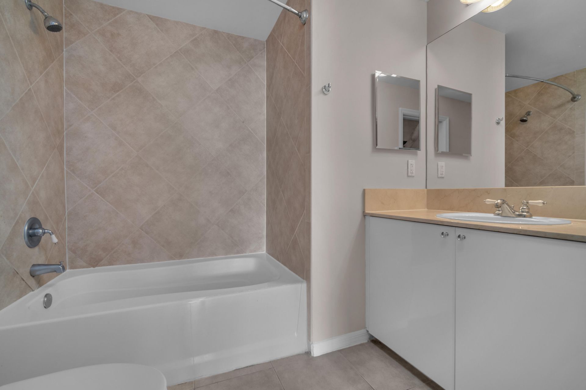 233 S Federal Highway, Unit 603, Boca Raton, FL 33432 Photo