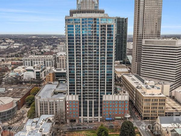 210 N Church Street, Unit 2706, Charlotte, NC 28202