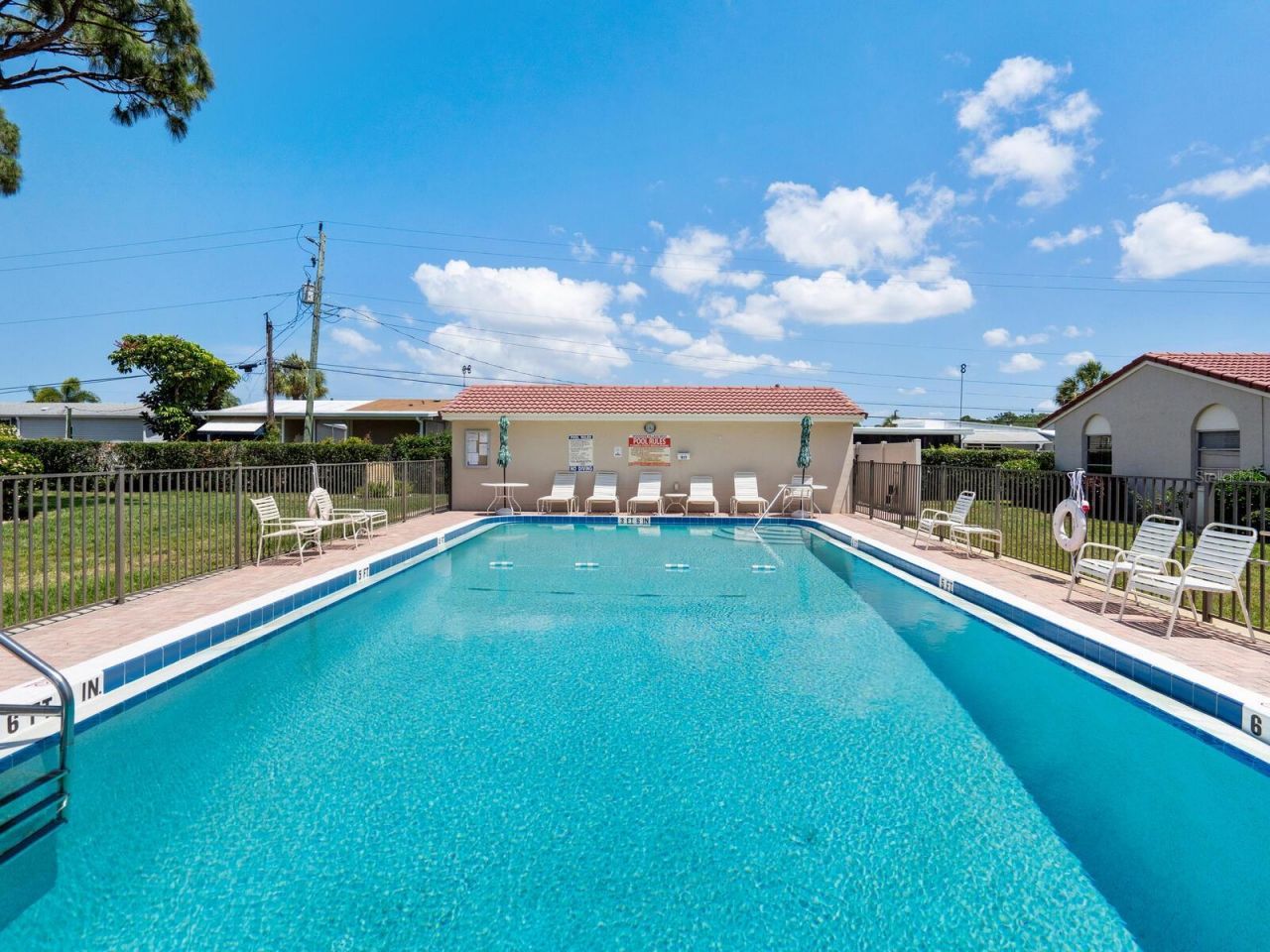 2153 Pueblo Circle, Unit V14, Sarasota, FL 34231 Photo