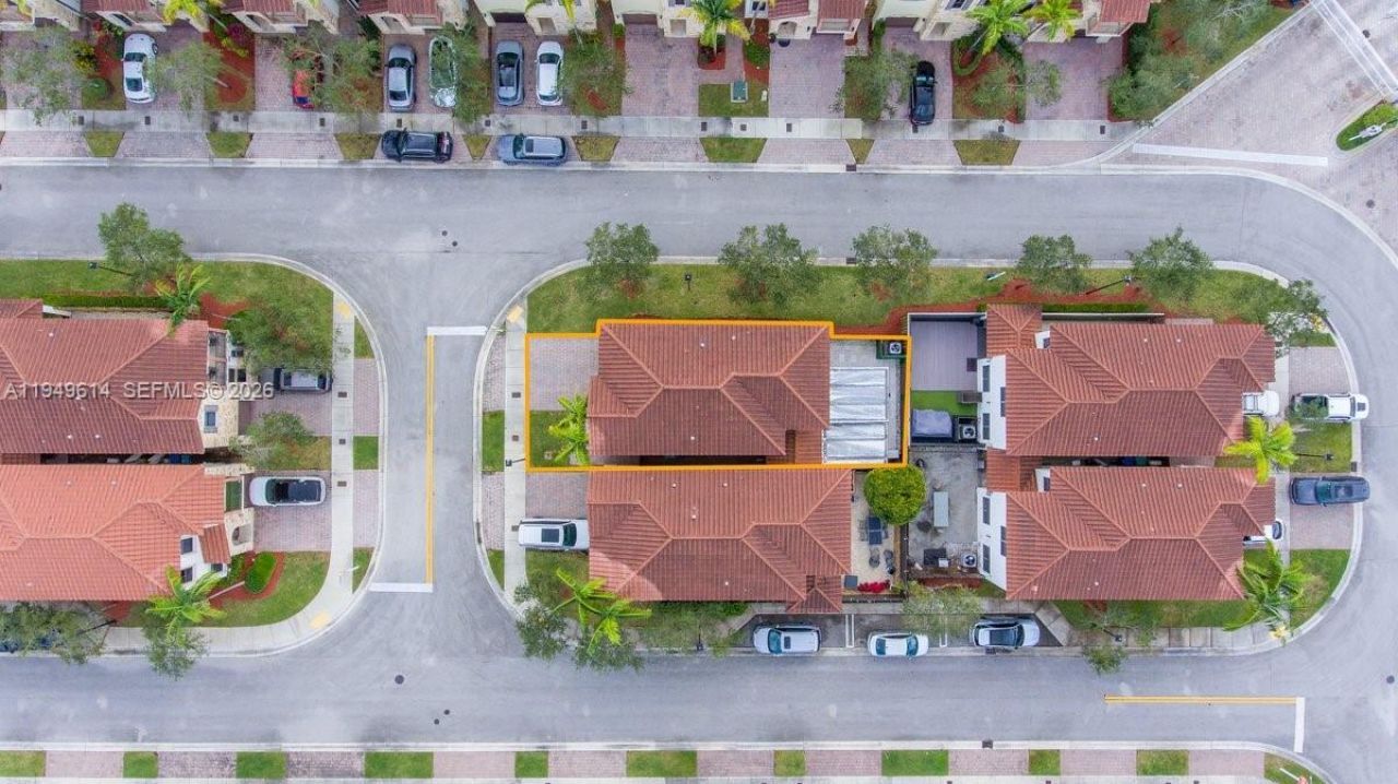 7026 NW 103rd Pl, Doral, FL 33178 Photo