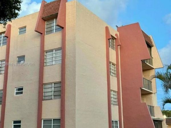 13715 Kendale Lakes Cir, Unit A-116, Miami, FL 33183