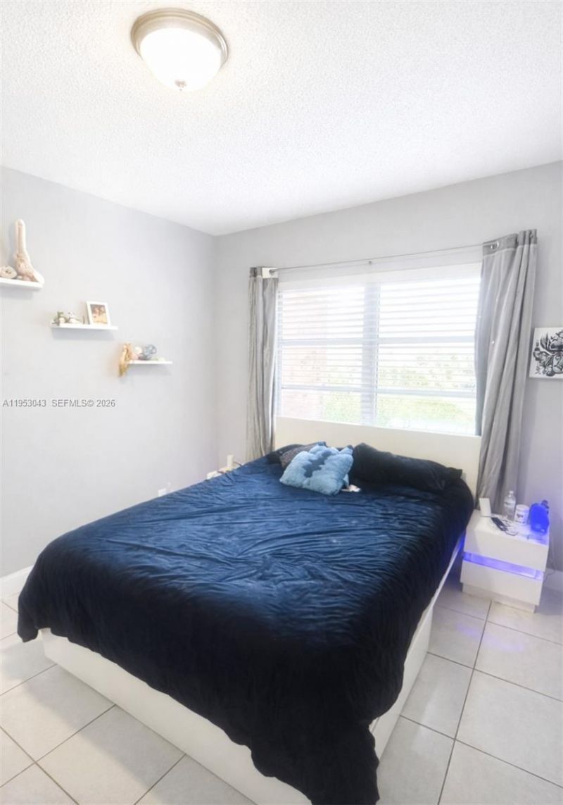 13715 Kendale Lakes Cir, Unit A-116, Miami, FL 33183 Photo