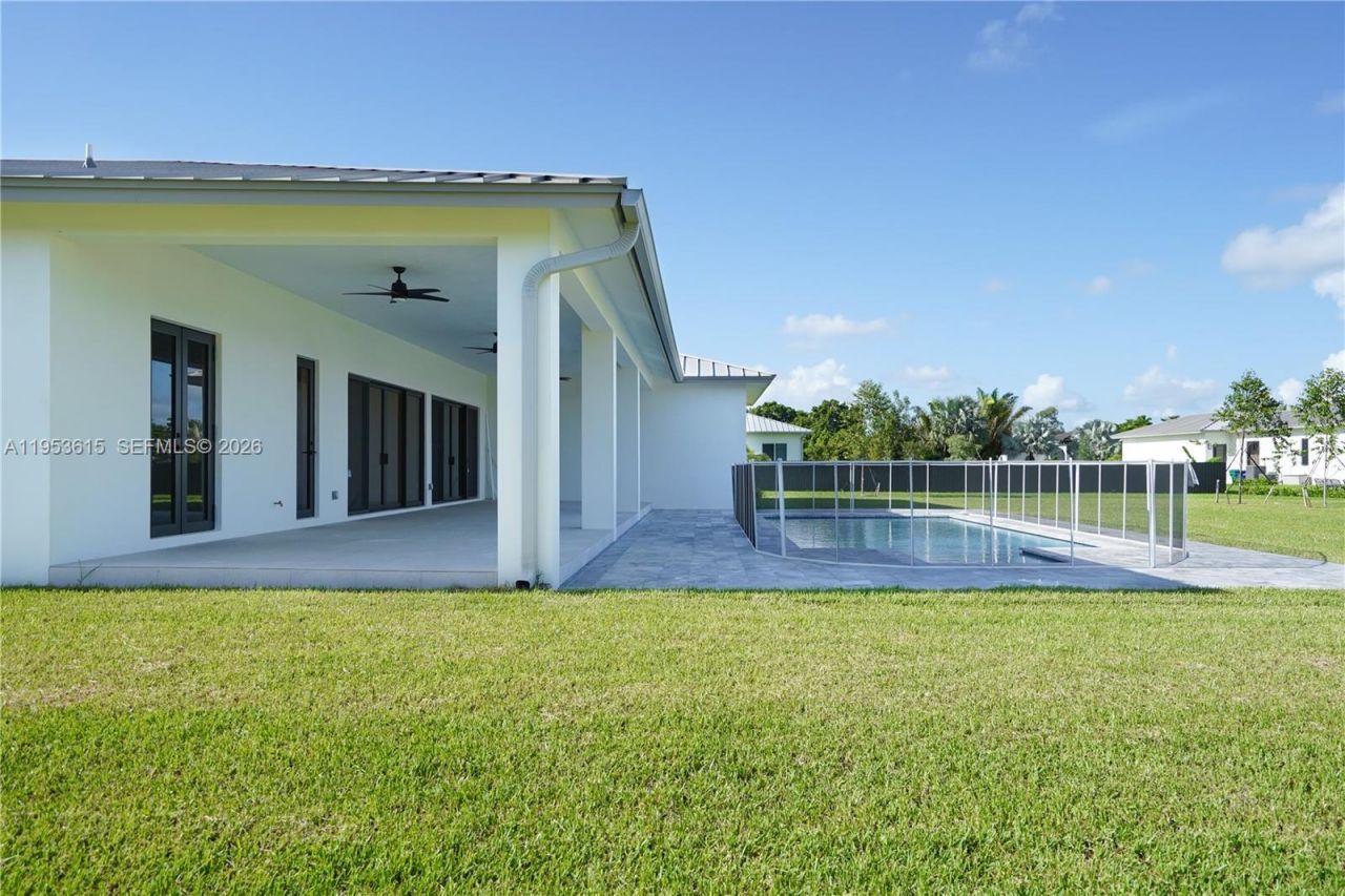 27505 SW 172nd Ave, Homestead, FL 33031 Photo