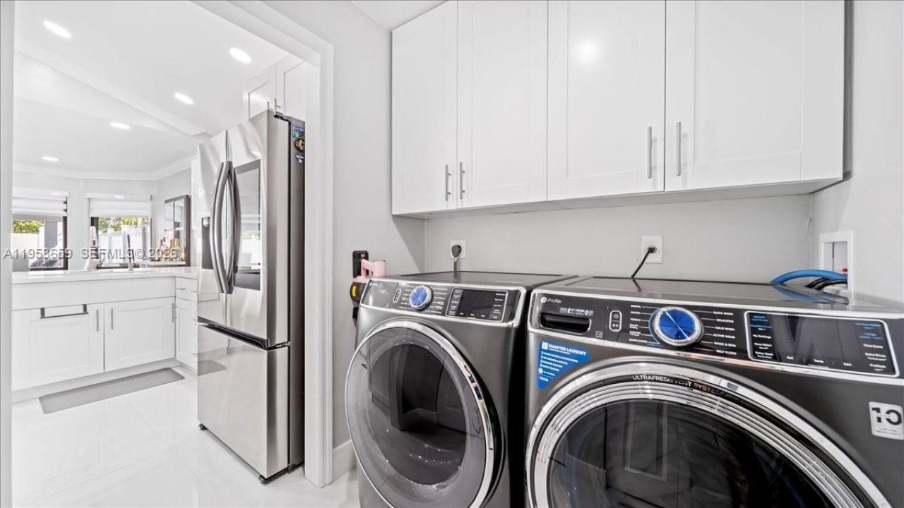 11611 SW 9th Ct, Pembroke Pines, FL 33025 Photo