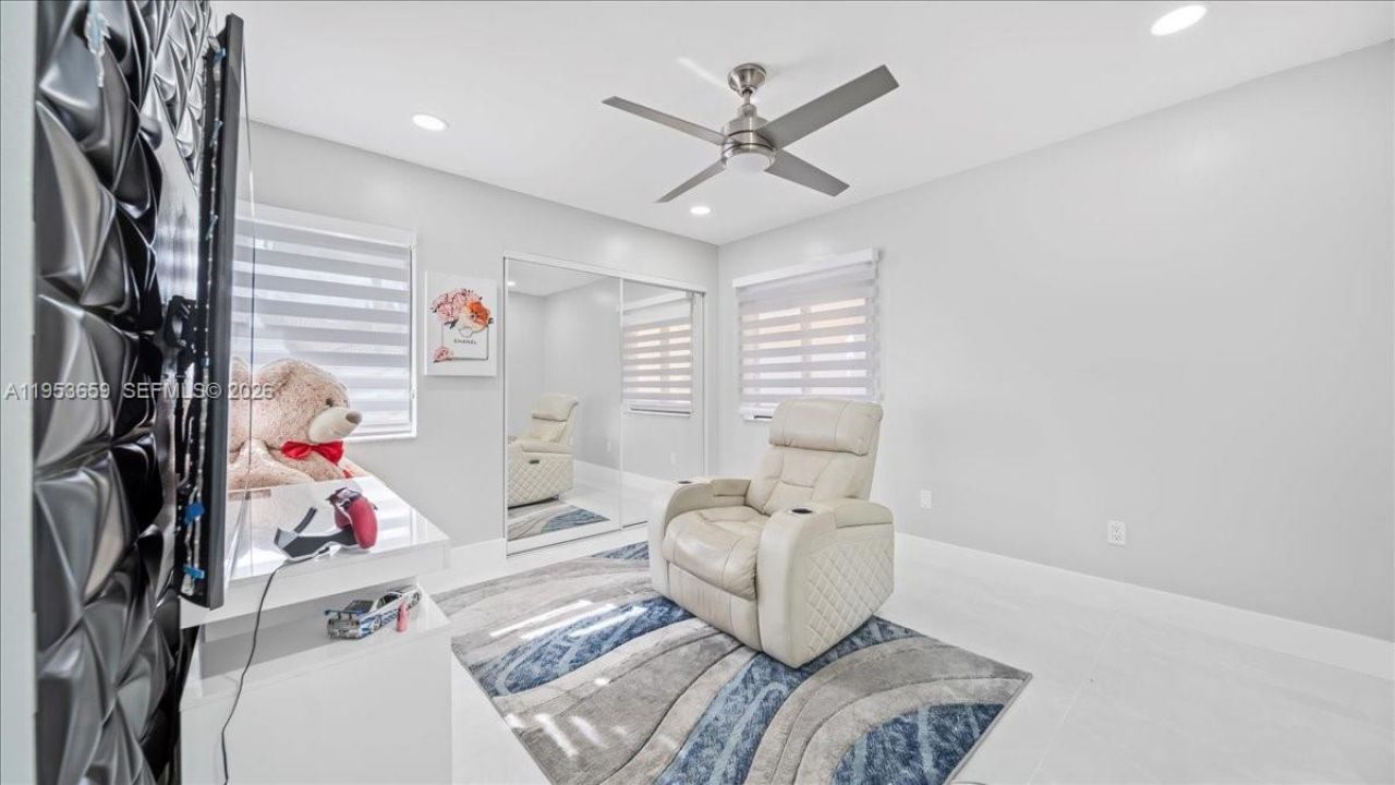 11611 SW 9th Ct, Pembroke Pines, FL 33025 Photo