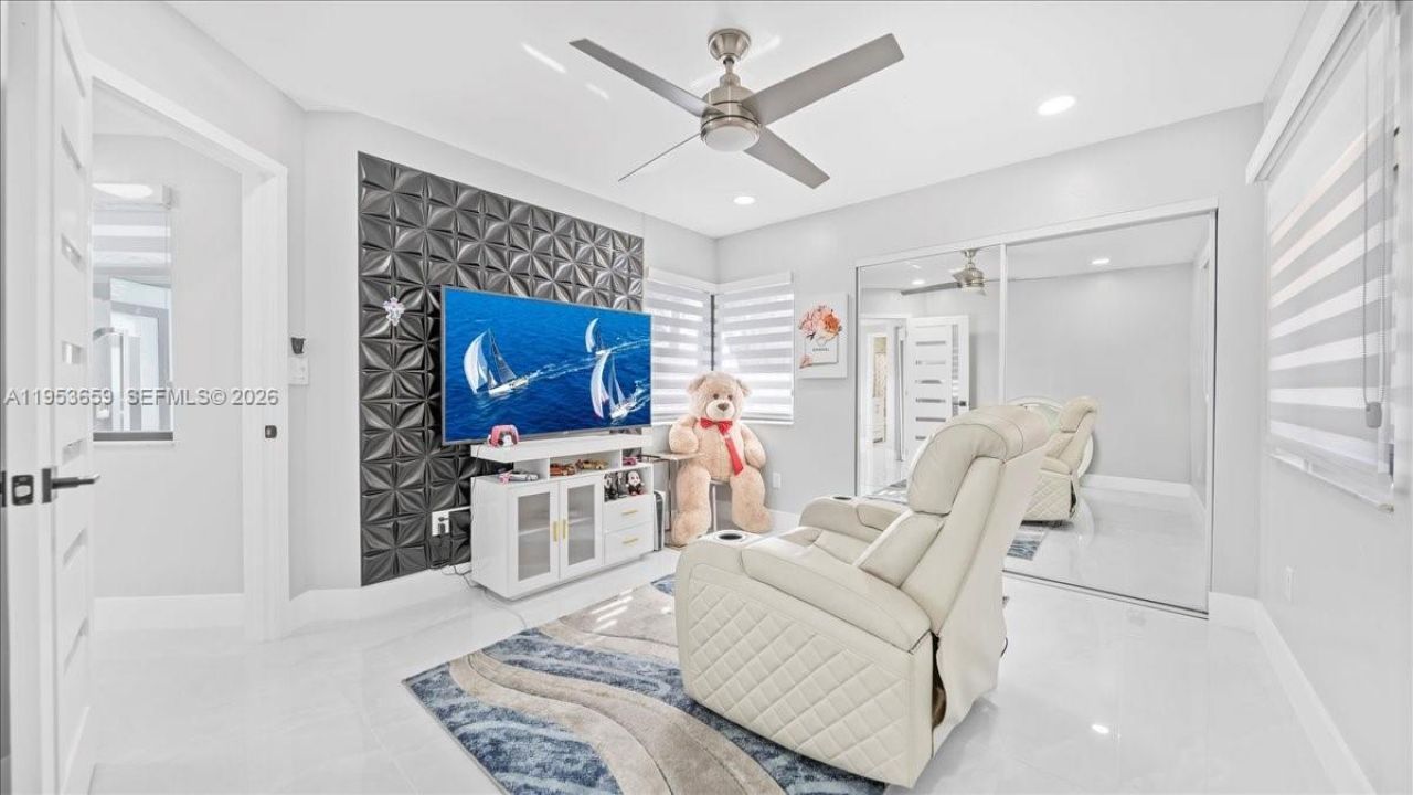 11611 SW 9th Ct, Pembroke Pines, FL 33025 Photo