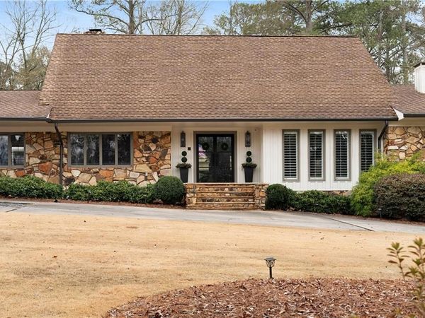 10 Woodland Drive, Cartersville, GA 30120