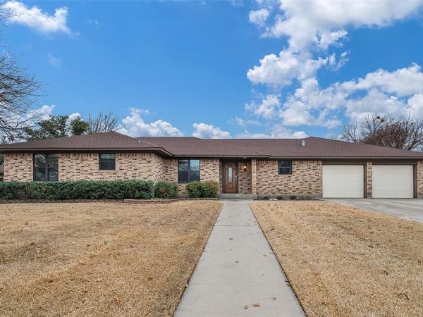 1061 Cherry Lane, Muenster, TX 76252