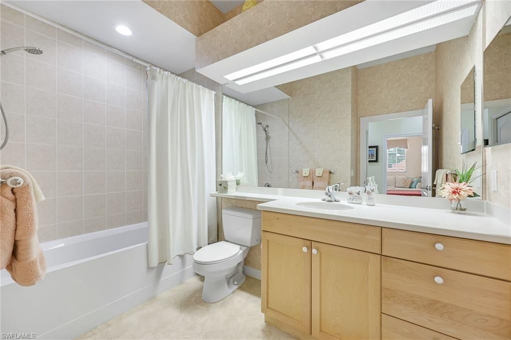 8532 Via Lungomare Cir, Unit 202, Estero, FL 33928 Photo