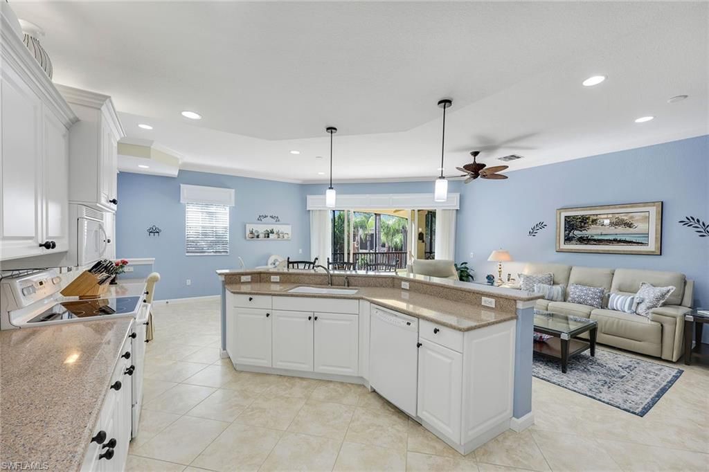 8532 Via Lungomare Cir, Unit 202, Estero, FL 33928 Photo