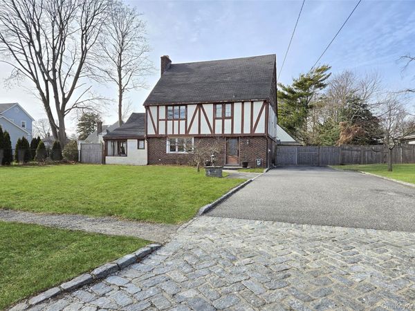 410 Greene Avenue, Sayville, NY 11782