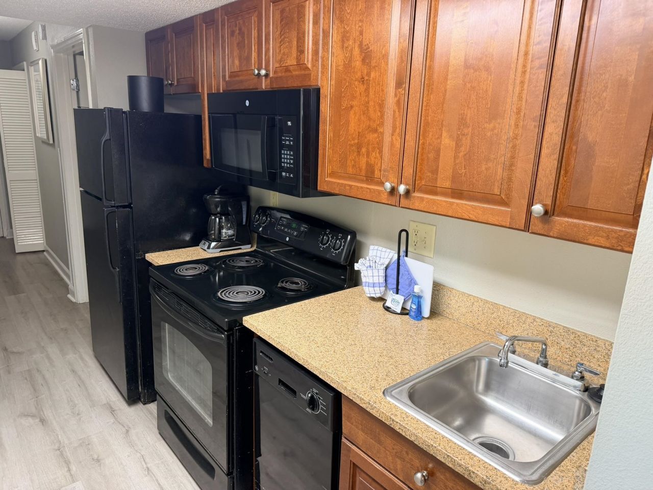 5200 N Ocean Blvd. Photo 4