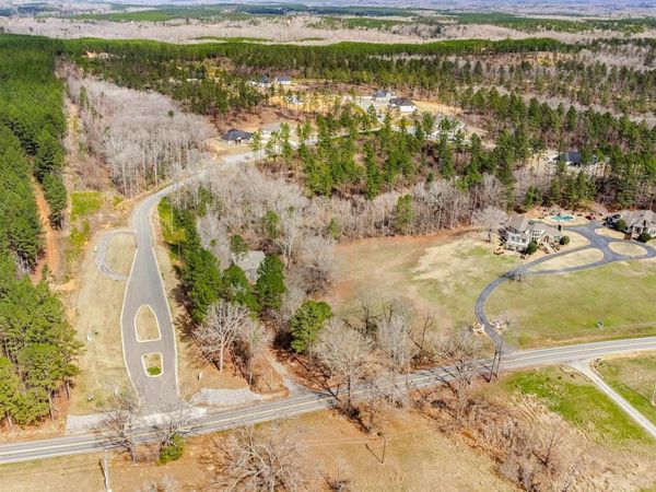 2008 Canyon Creek Parkway, Benton, AR 72019