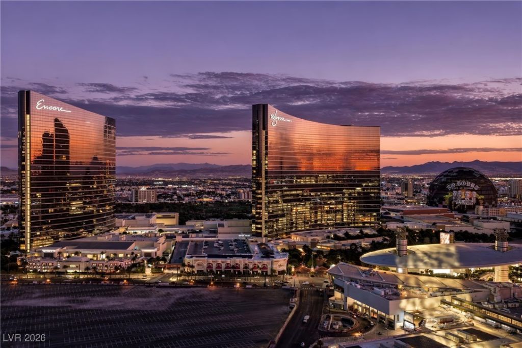 2000 N Fashion Show Drive, Unit 3909, Las Vegas, NV 89109 Main Photo