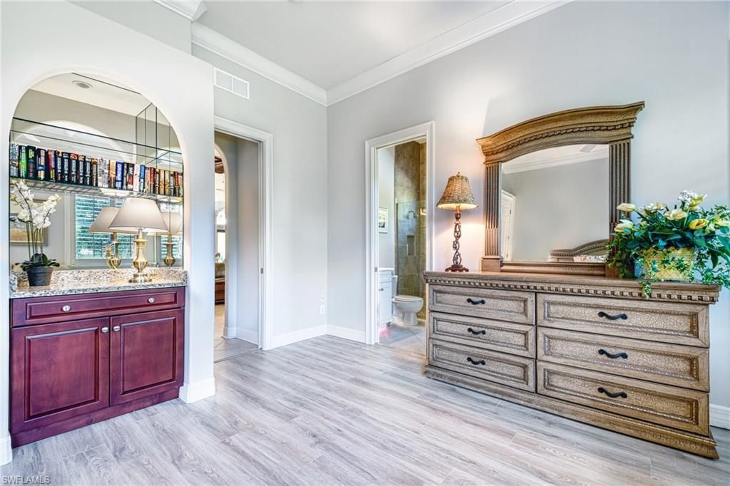 3002 Crayton Rd, Naples, FL 34103 Photo