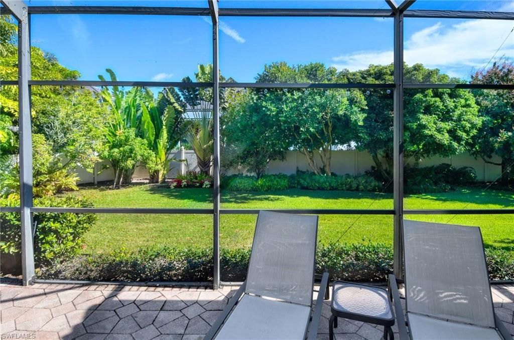 3002 Crayton Rd, Naples, FL 34103 Photo