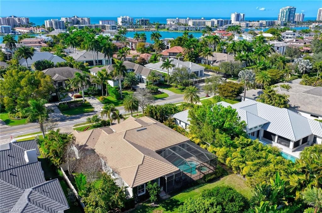 3002 Crayton Rd, Naples, FL 34103 Photo