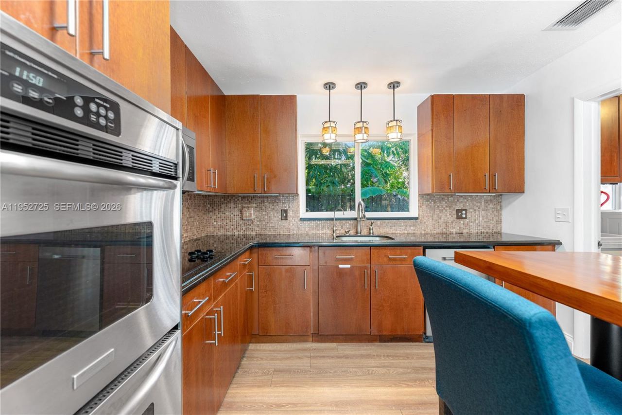 550 NE 5th St, Pompano Beach, FL 33060 Photo