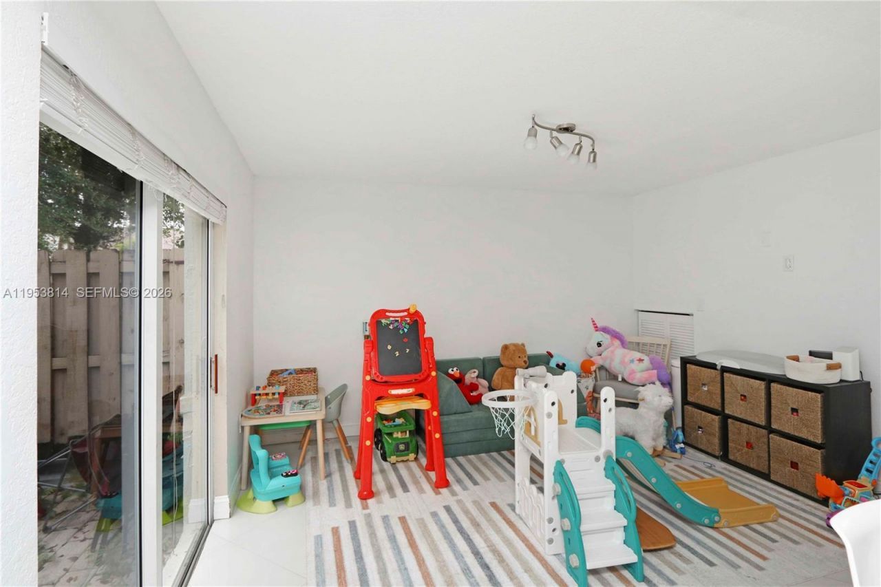 10921 NW 88th Ter , Unit 1303, Doral, FL 33178 Photo