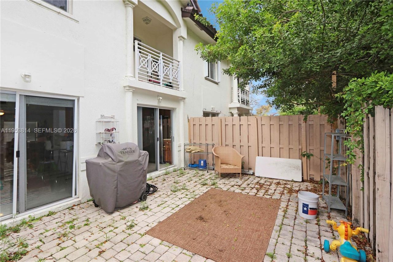 10921 NW 88th Ter , Unit 1303, Doral, FL 33178 Photo