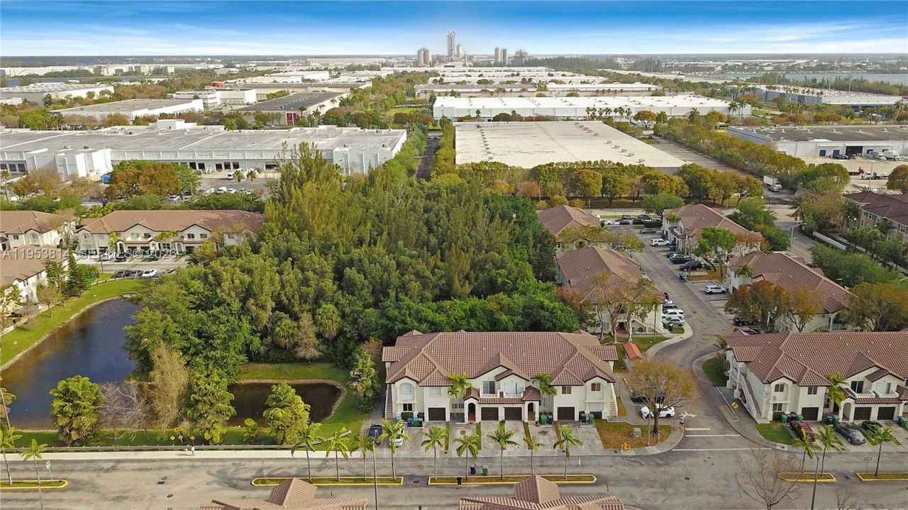 10921 NW 88th Ter , Unit 1303, Doral, FL 33178 Photo