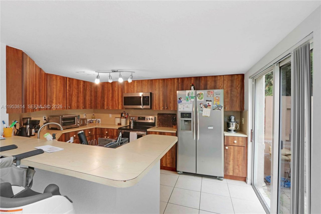 10921 NW 88th Ter , Unit 1303, Doral, FL 33178 Photo