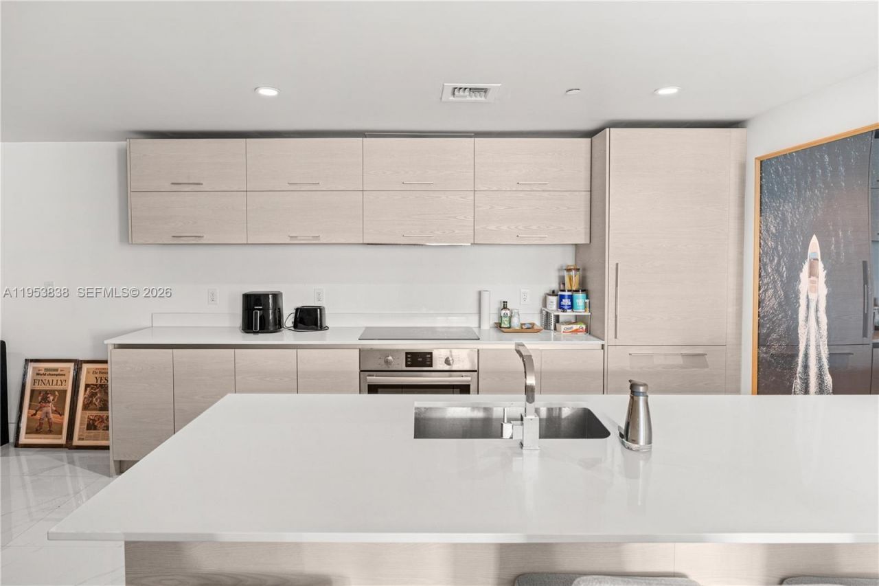 1300 S Miami Ave, Unit 2810, Miami, FL 33130 Photo