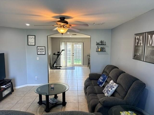 2518 NW 15, Fort Lauderdale, FL 33311 Photo