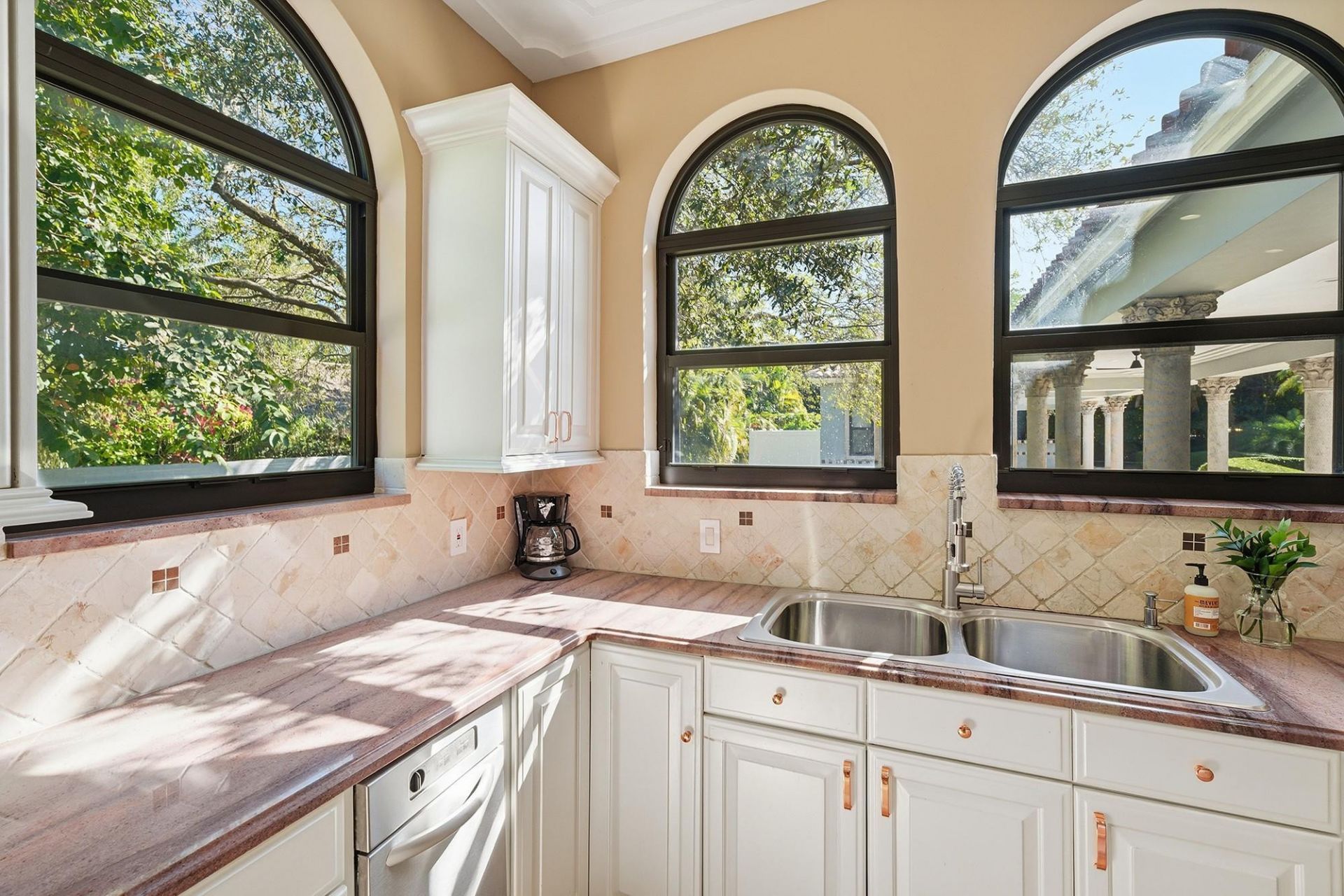 10270 SW 58th Street, Miami, FL 33173 Photo