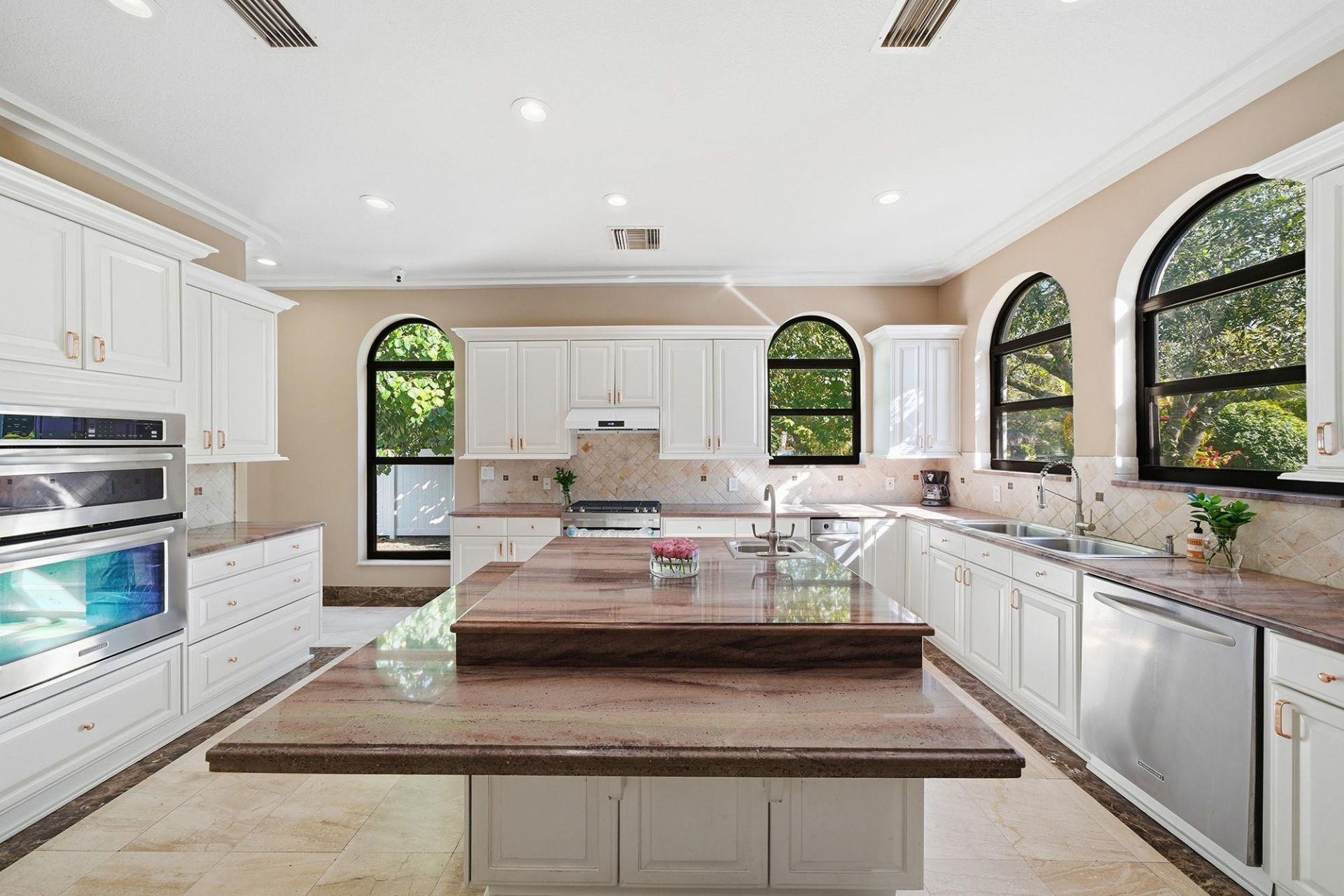 10270 SW 58th Street, Miami, FL 33173 Photo