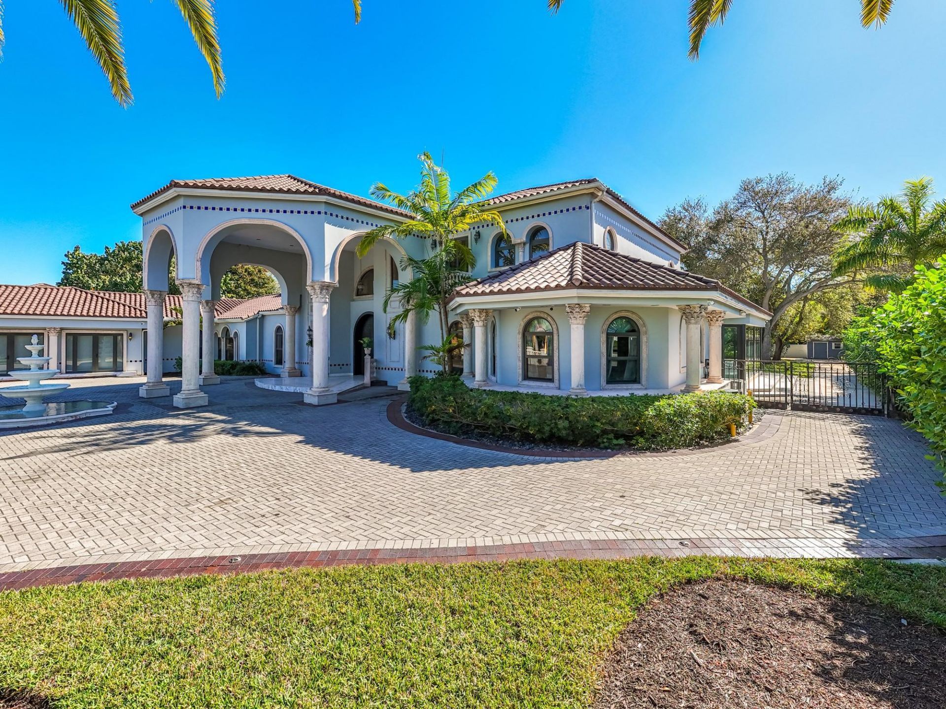 10270 SW 58th Street, Miami, FL 33173 Photo