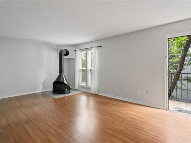 4020 Holland Avenue, Unit 202, Dallas, TX 75219