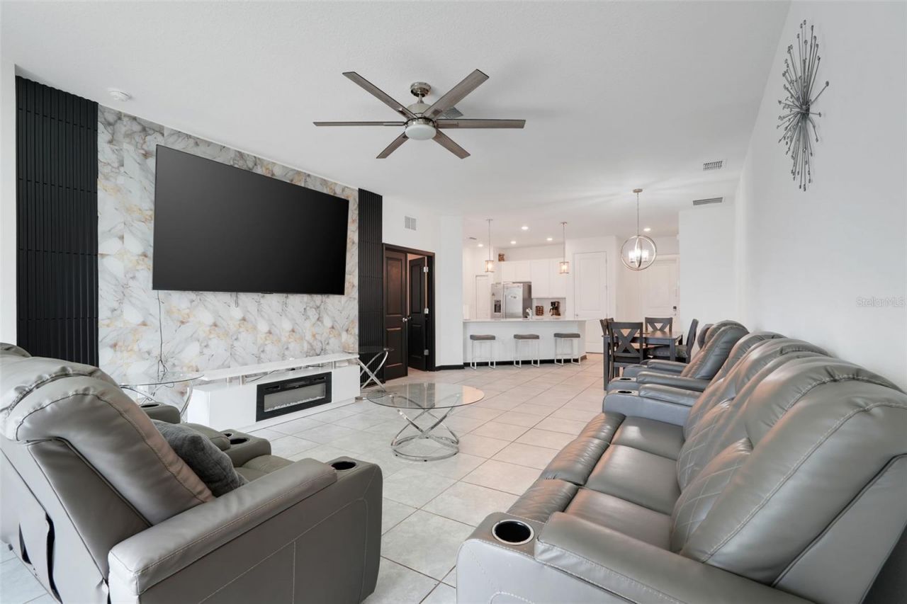 1052 Holden Way, Eagle Lake, FL 33839 Photo