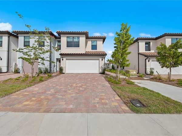 1690 Lake Jessup CIR, CAPE CORAL, FL 33909