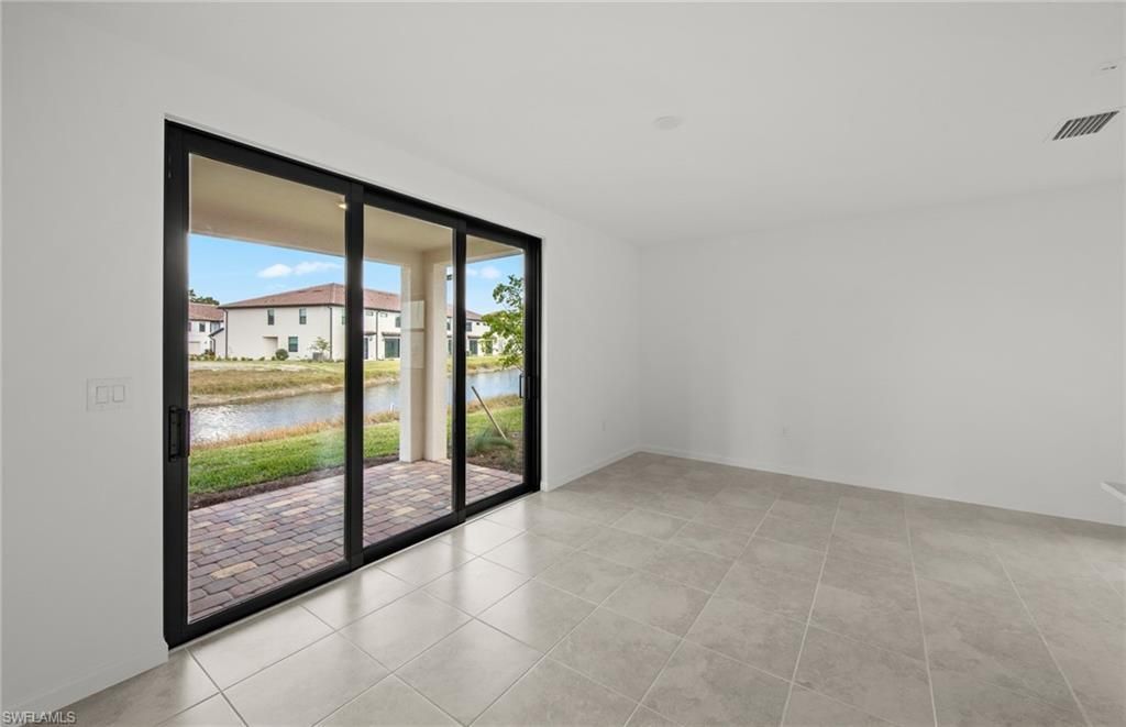 1690 Lake Jessup Cir, Cape Coral, FL 33909 Photo