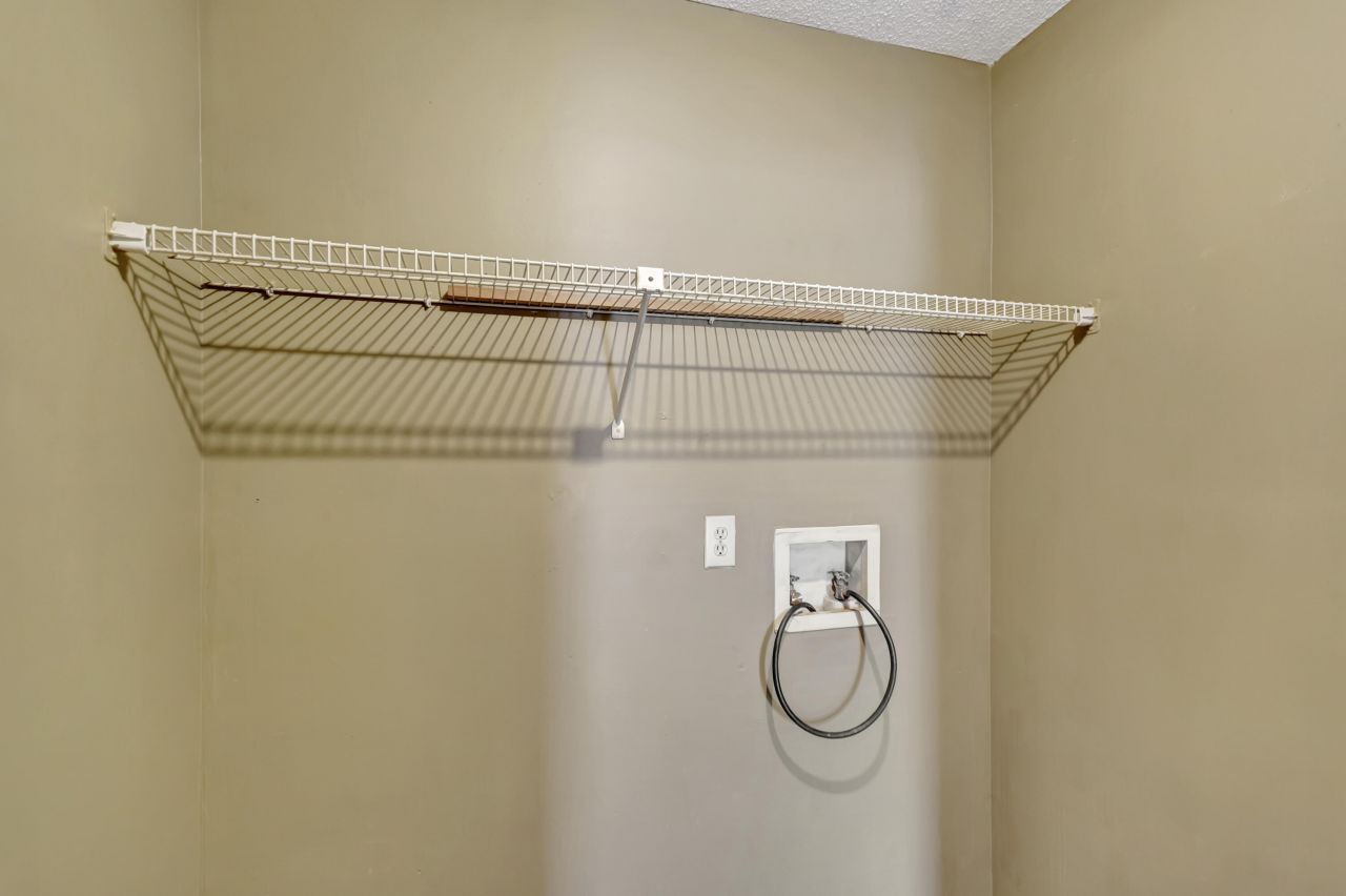 169 Pine Shadow Drive Photo 9