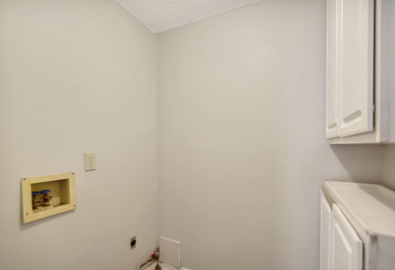 213 Sagebrush Lane Photo 15