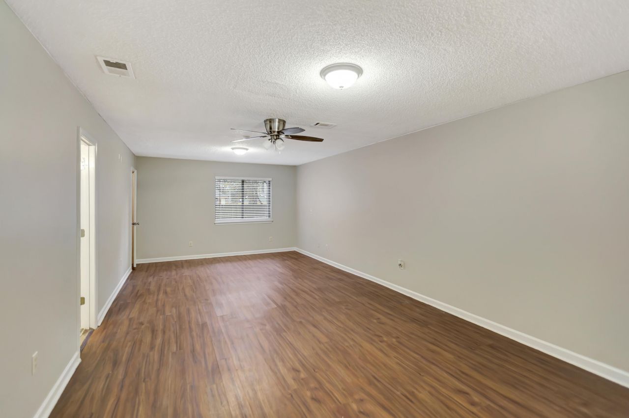 213 Sagebrush Lane Photo 21