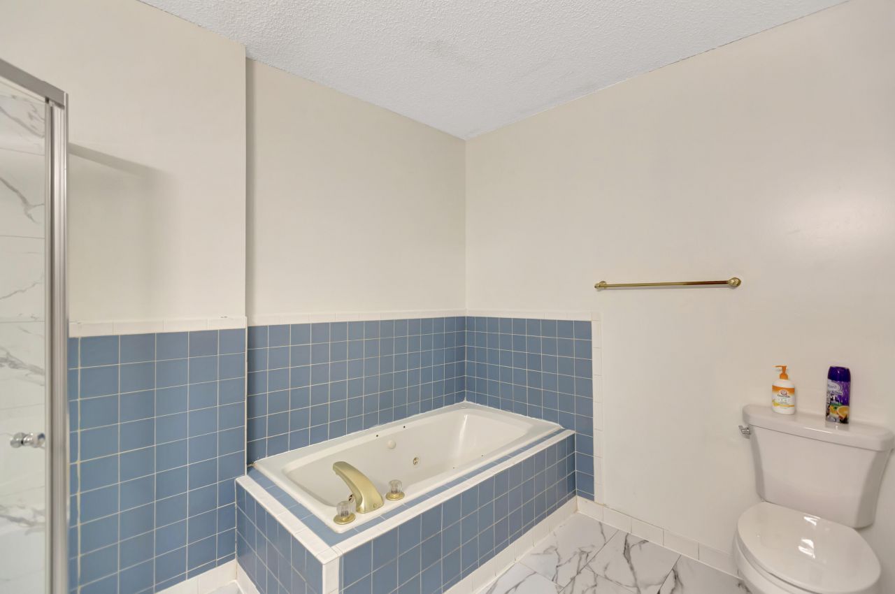 213 Sagebrush Lane Photo 24