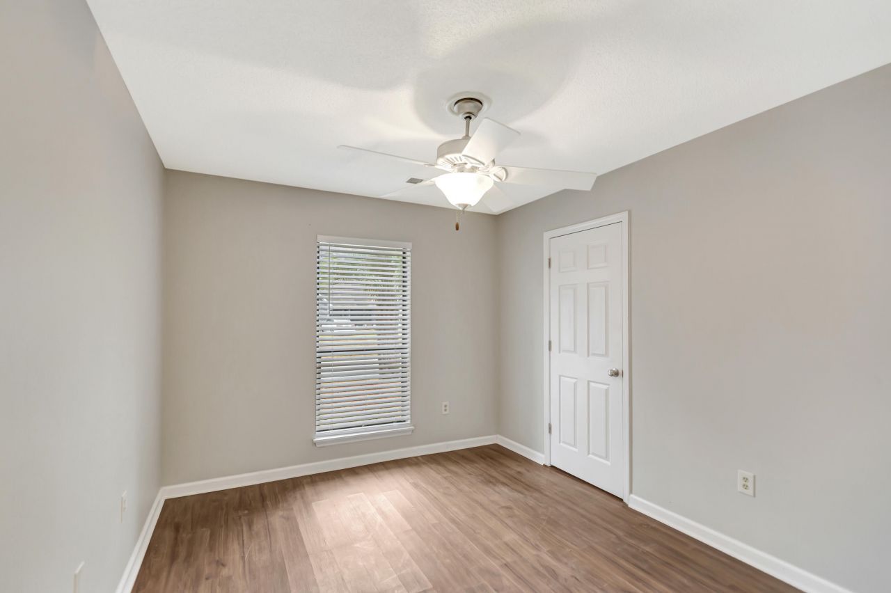 213 Sagebrush Lane Photo 28