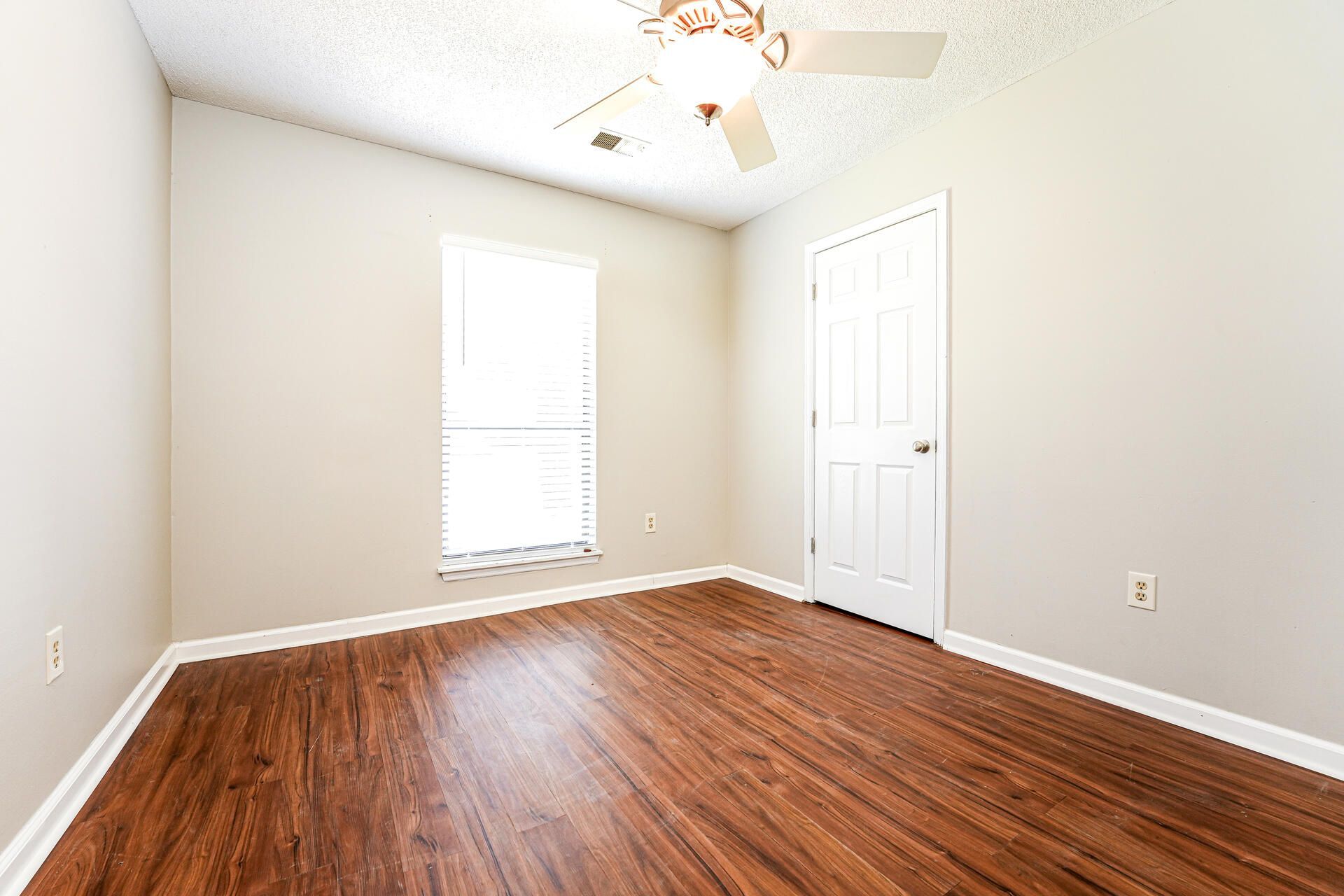 213 Sagebrush Lane Photo 28