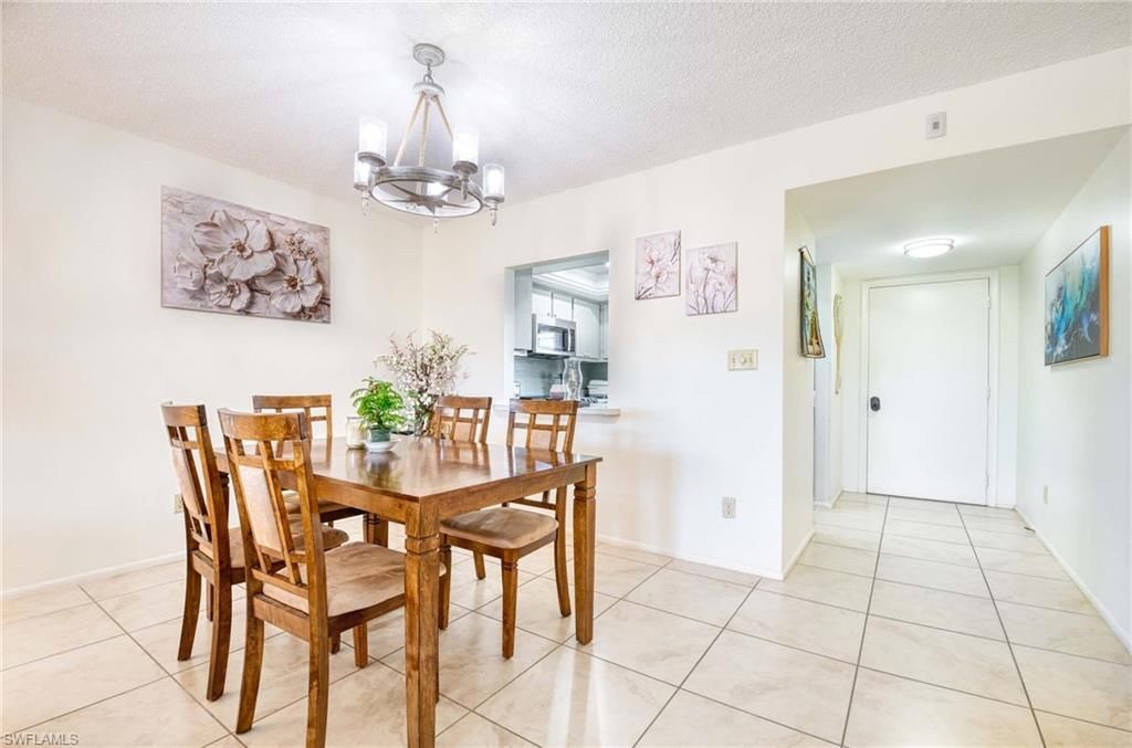 5483 Rattlesnake Hammock Rd, Unit 207, Naples, FL 34113 Photo