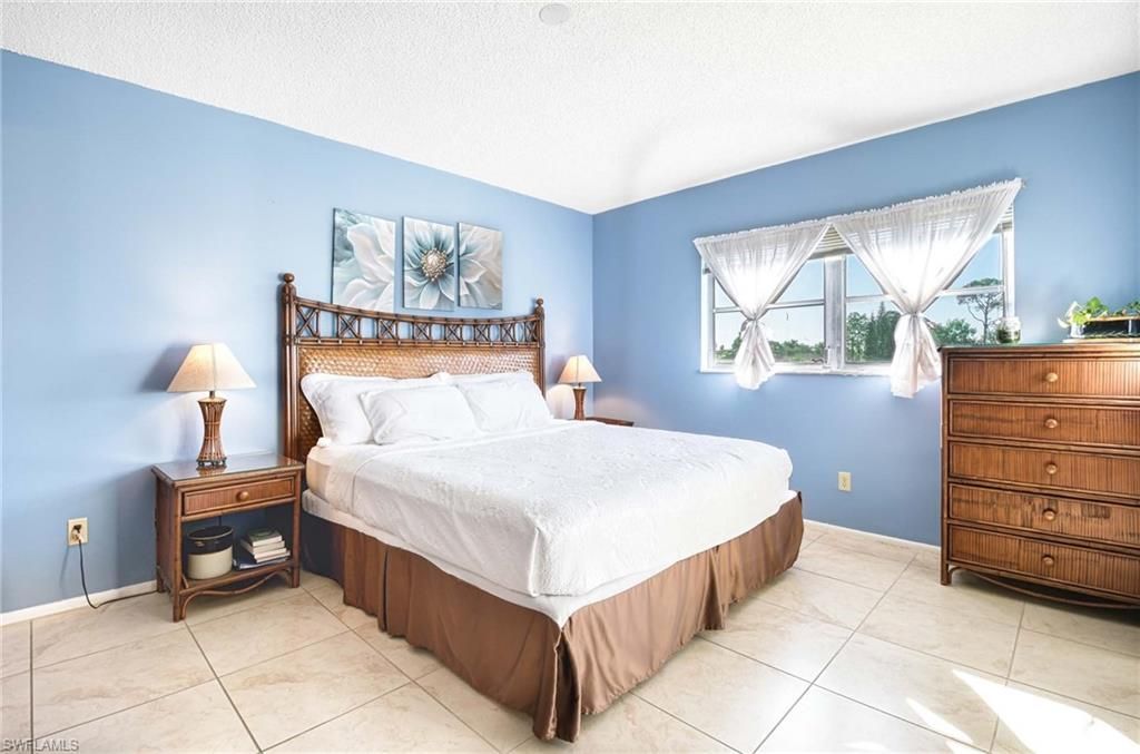 5483 Rattlesnake Hammock Rd, Unit 207, Naples, FL 34113 Photo